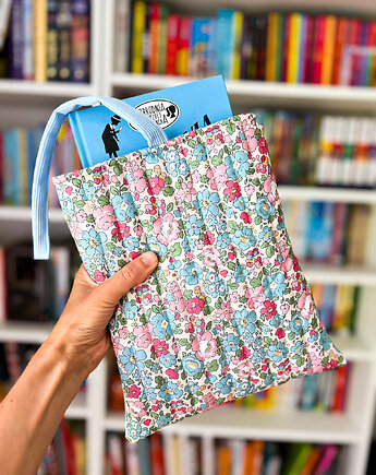 Etui na książkę z bawełny w kwiaty ,prezent dla miłośniczki książek, Gucia Design