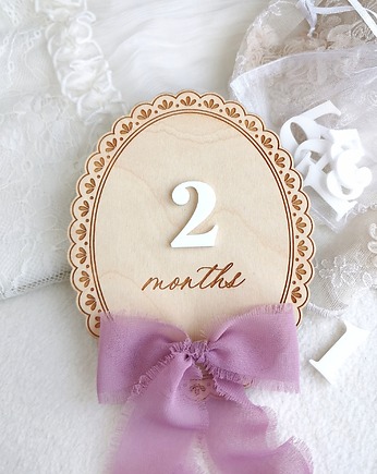 Tabliczka z miesiącami do zdjęć, tabliczka do zdjęć dla noworodka, ONAiON