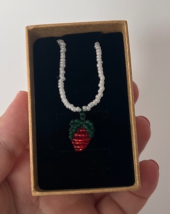 Handmade naszyjnik z koralików z plecionym owocem truskawką, Juicy Beads