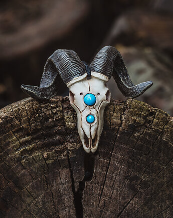 Wisior Czaszka Barana Niebieskie Oczy, Nest of Bones