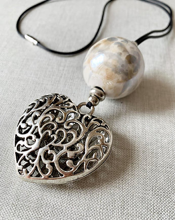 Wisior,łańcuszek,naszyjnik serce w kolorze antycznego srebra, Mymami