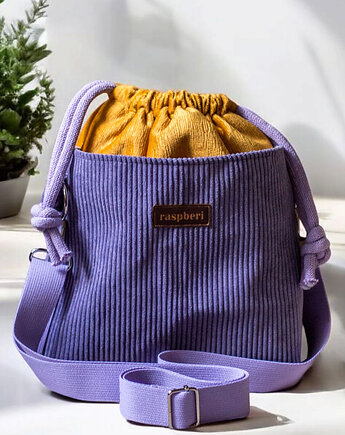 Miodowo-fioletowa listonoszka z kominem ze sztruksu, raspberi