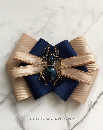 Brosza z cudnym granatowym Owadem New, Pudrowy Różowy