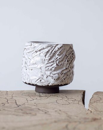 Czarka kurinuki, studnia ceramiczna