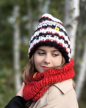 WOOLY COLOR "4"ciepła wełniana czapka w paski, sploteka