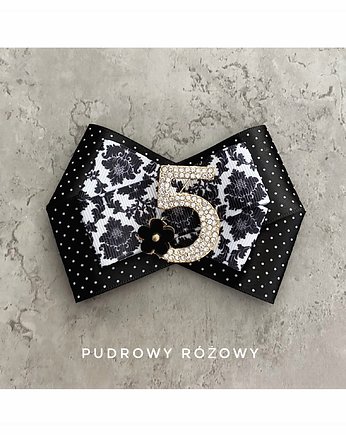 Brosza w hołdzie Coco nr 5 NEW Ikona Stylu, Pudrowy Różowy