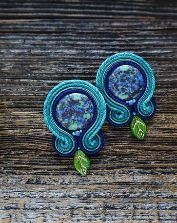 Zielono-niebieskie klipsy z kamieniami, Mró Soutache