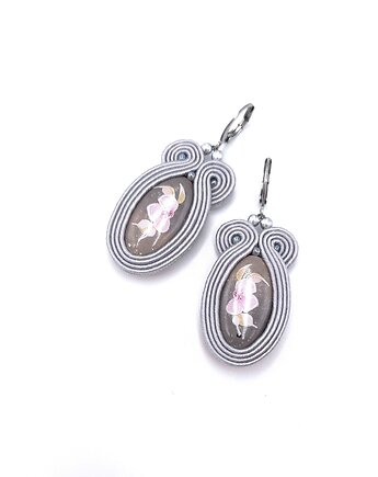 Kolczyki sutasz szare handmade z glinki małe lekkie codzienne Resina, Katrina Rossa