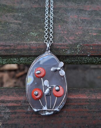 Maki - wisiorek, po drugiej stronie lustra