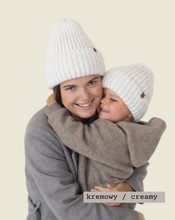 SÓWKA - puchata naturalna czapka dla dzieci kremowy, KOPYTO