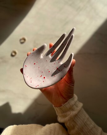Ceramiczna Łapka Handmade Talerzyk na Biżuterię Lolipop w Czarwone Ciapki, Maison Fragile