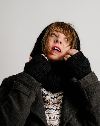 Balaclava wełniana czapka kominiarka z wełny peruwiańskiej WOOLY czarna, sploteka