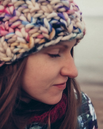 Ręcznie farbowana kolorowa czapka zimowa z grubej wełny, Holy Alpaca Knit