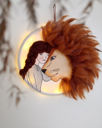 Dziewczynka i lew - obrazek  z podświetleniem LED, gingerolla