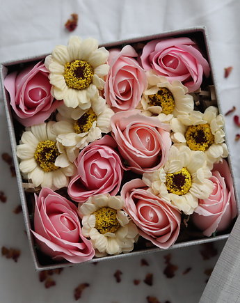 Kwiaty - aromatyczny box prezentowy , flowerbox, CALME
