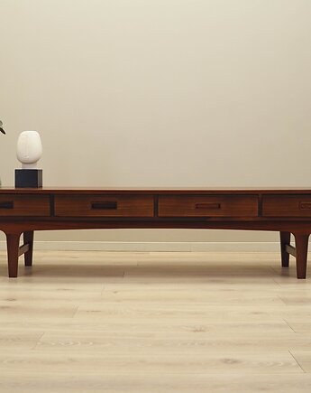 Lowboard orzechowy, duński design, lata 70, produkcja: Dania, Przetwory design