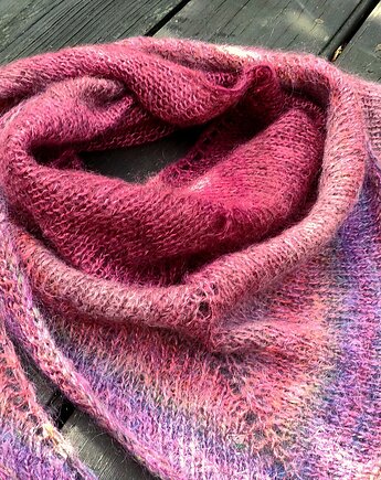 Amarant w chmurach / puchata, agat handmade