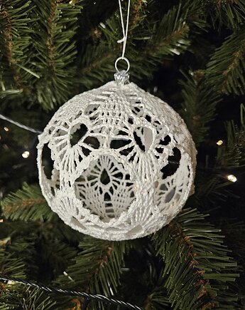 Ozdoba na choinkę - szydełkowa bombka, Glina & Lina