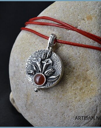 CHERRY CARNELIAN , An Artisan Nova