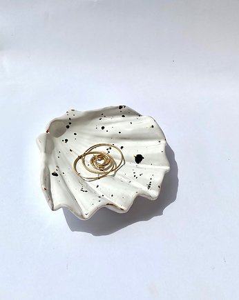 Muszelka na Biżuterię Podstawka Dalmatyńczyk w Złote Ciapki, Maison Fragile