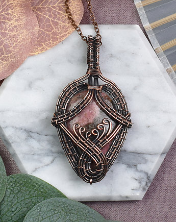 Miedziany wisiorek wire wrapping z rodonitem #541, Spirit Of Copper