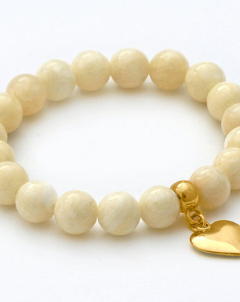 Ecru jade with heart pendant., Lavoga