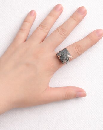 S A L E :UNIKATOWY pierścień z żywicy INKY COLORS, kaktusia