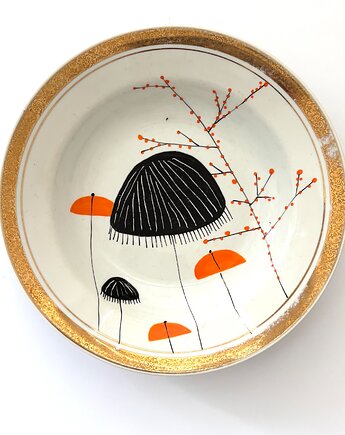 Ikebanka Kobede, arent plates