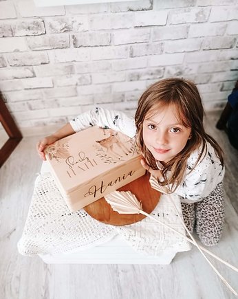 Drewniane pudełko z imieniem, kuferek wspomnień SARENKA BOHO, chrzest, roczek, LOO LOO DREAM