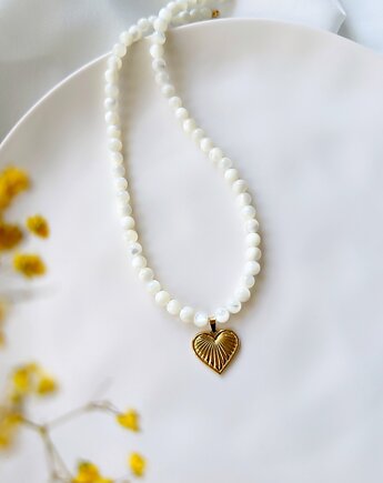 Naszyjnik Perłowy ze złotym sercem, Lajka