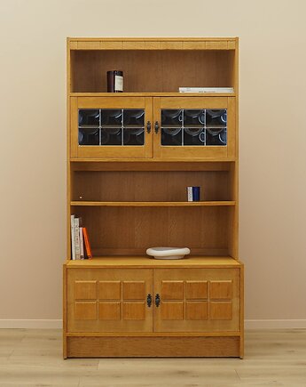 Biblioteczka dębowa Henning Kj, Przetwory design