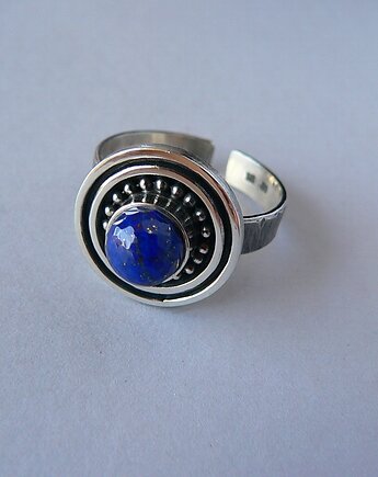 Pierścionek -fasetowany lapis lazuli-, Emilia Woźniak