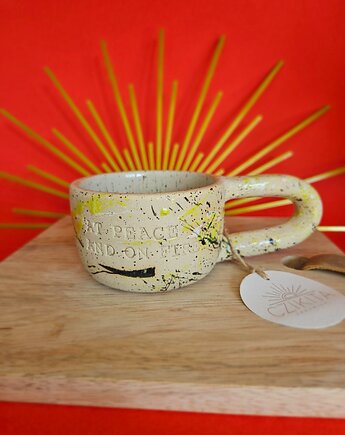 Niski kubek "At peace and on fire", Czikita Ceramics