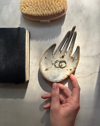 Ceramiczna Łapka Handmade Talerzyk na Biżuterię Stracciatella, Maison Fragile
