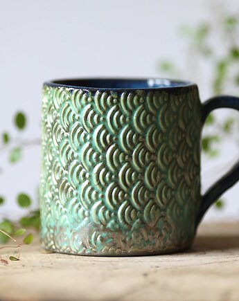 Kubek z wzorem, studnia ceramiczna