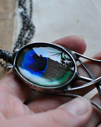 Lupa z piórem, MARIAELA