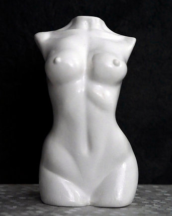 Rzeźba z gipsu, figurka kobiety w bieli, wys. 9 cm, JBJart Justyna Jaszke