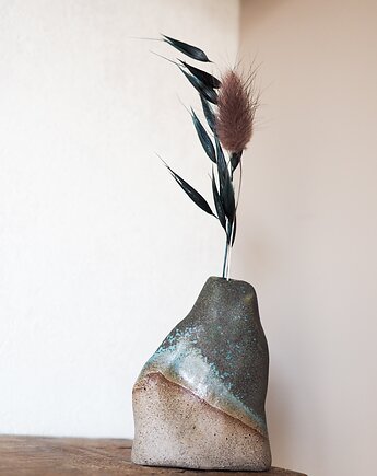 Mały wazon turkusowo-szary, drobne sztuki