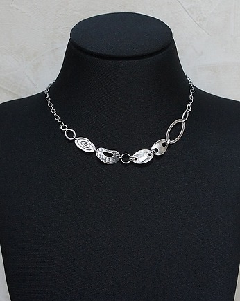 Chain vol. 22 - naszyjnik, Katia i krokodyl