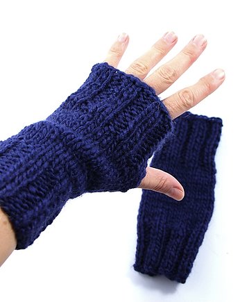 Granatowe mitenki unisex zrobione na drutach, RękaProduction