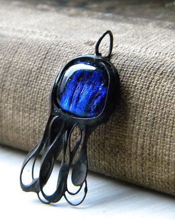 deep blue, Beata Trotter