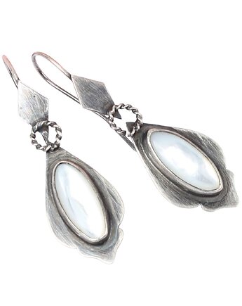 Kolczyki wiszące Vintage z masą perłową, Blooming Stones