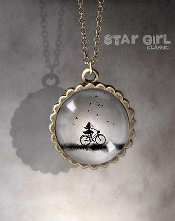 Star Girl Classic Rower - romantyczny medalik, Ewa Saj Fotografie