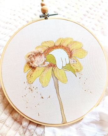 Ręcznie malowany aniołek na kwiatku na pamiątkę chrztu, narodzin, gingerolla