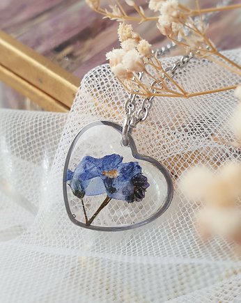 Naszyjnik serduszko z niezapominajką, Jaskółcze ziele handmade 