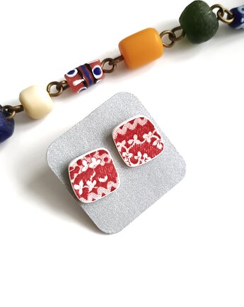 Kolczyki ceramiczne w czerwone wzory, biżuteria z talerzy
