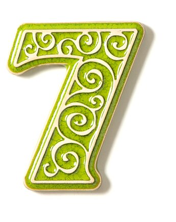 Numer mieszkania, cyfra 7 jasnozielona, wysokość 8 cm, pracowniazona
