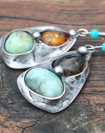 Kolczyki Amberki i chryzoprazy, po drugiej stronie lustra