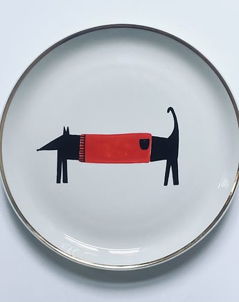 Pies  w swetrze, arent plates