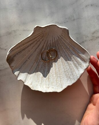 Handmade Muszelka na Biżuterię Ceramiczna Rustic Freckled White, Maison Fragile